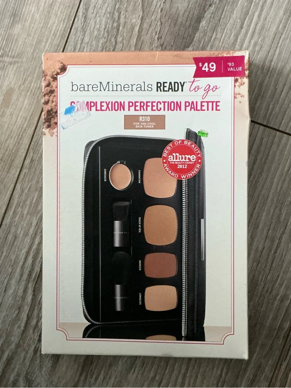 NIB bareminerals Ready to Go Complexion Perfection Palette R310